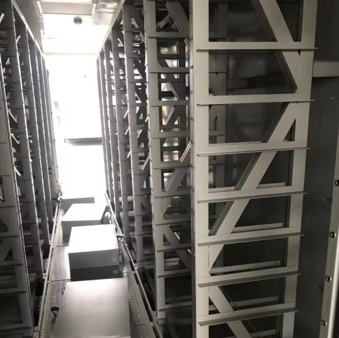 ESS 10 anni Tempo di vita Batteria all'aperto 1MWh 5MWh 10MWh 20ft 40ft Container Batteria solare Sistema di stoccaggio dell'energia