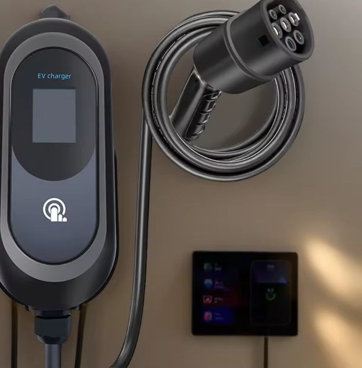 Smart Fast Weatherproof Outdoor Portable EV Car AC Charging Stack con batteria Stazioni di ricarica a parete Free Standi